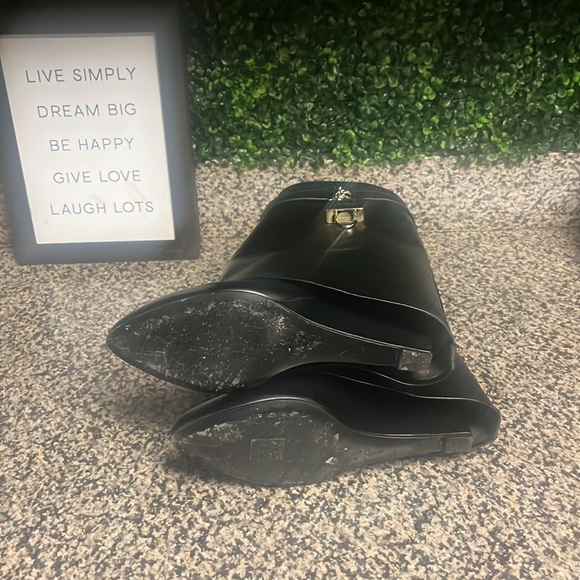 LADIES GIVENCHY SHARK ANKLE BOOTS - Picture 6 of 7